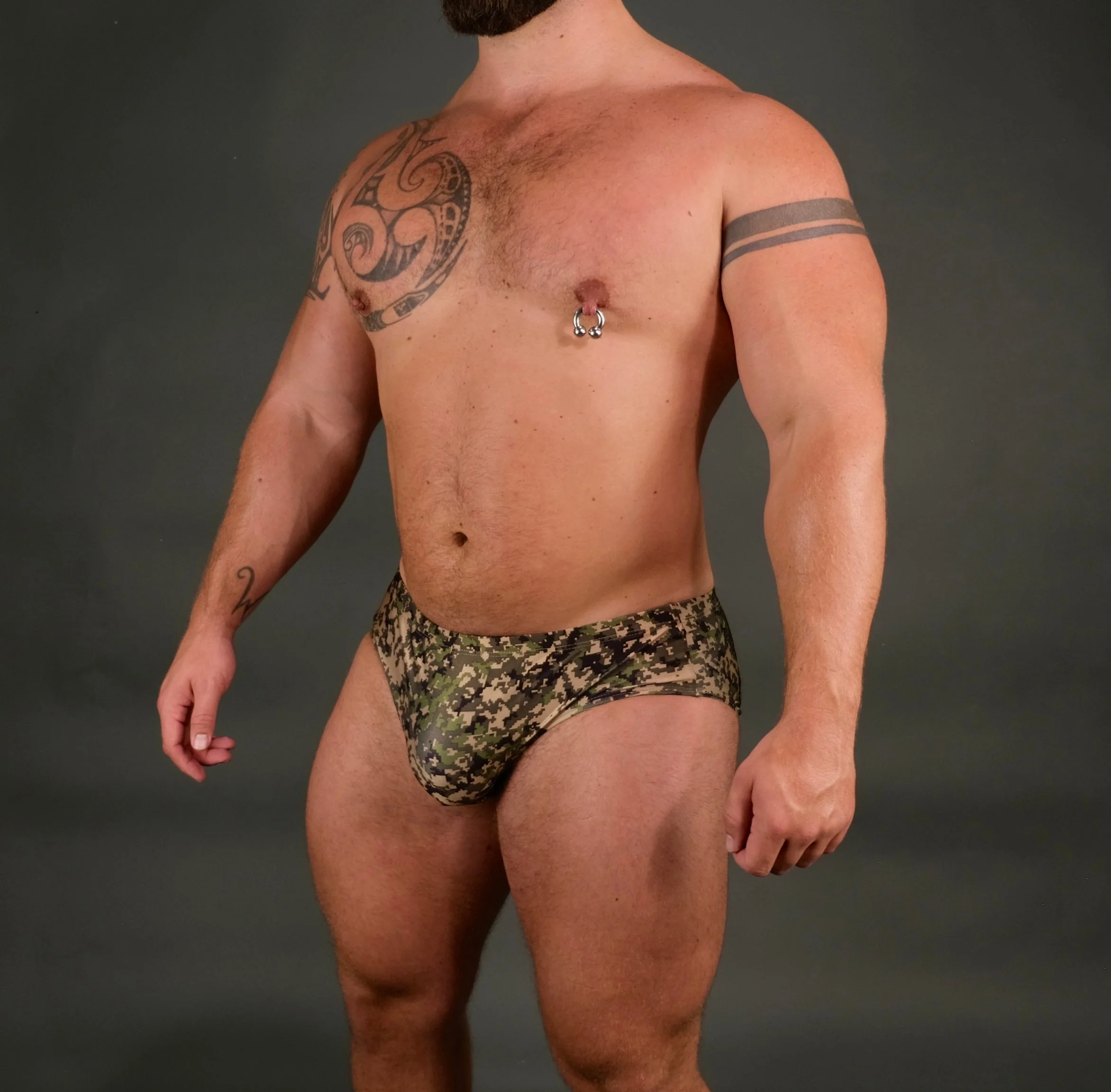 Alfons Dovana Camo Pixel Brief - Image 3