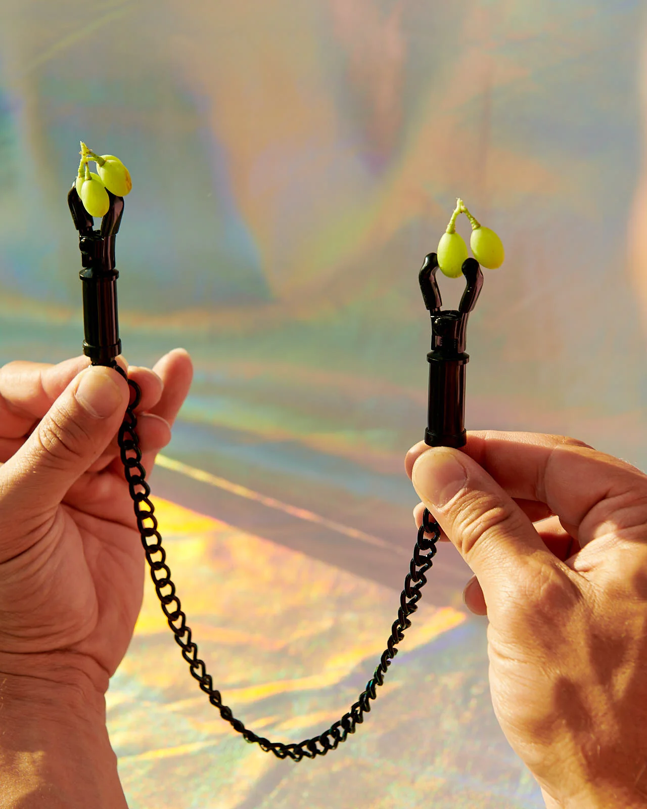 Black Deluxe Adjustable Nipple Clamps - Image 3