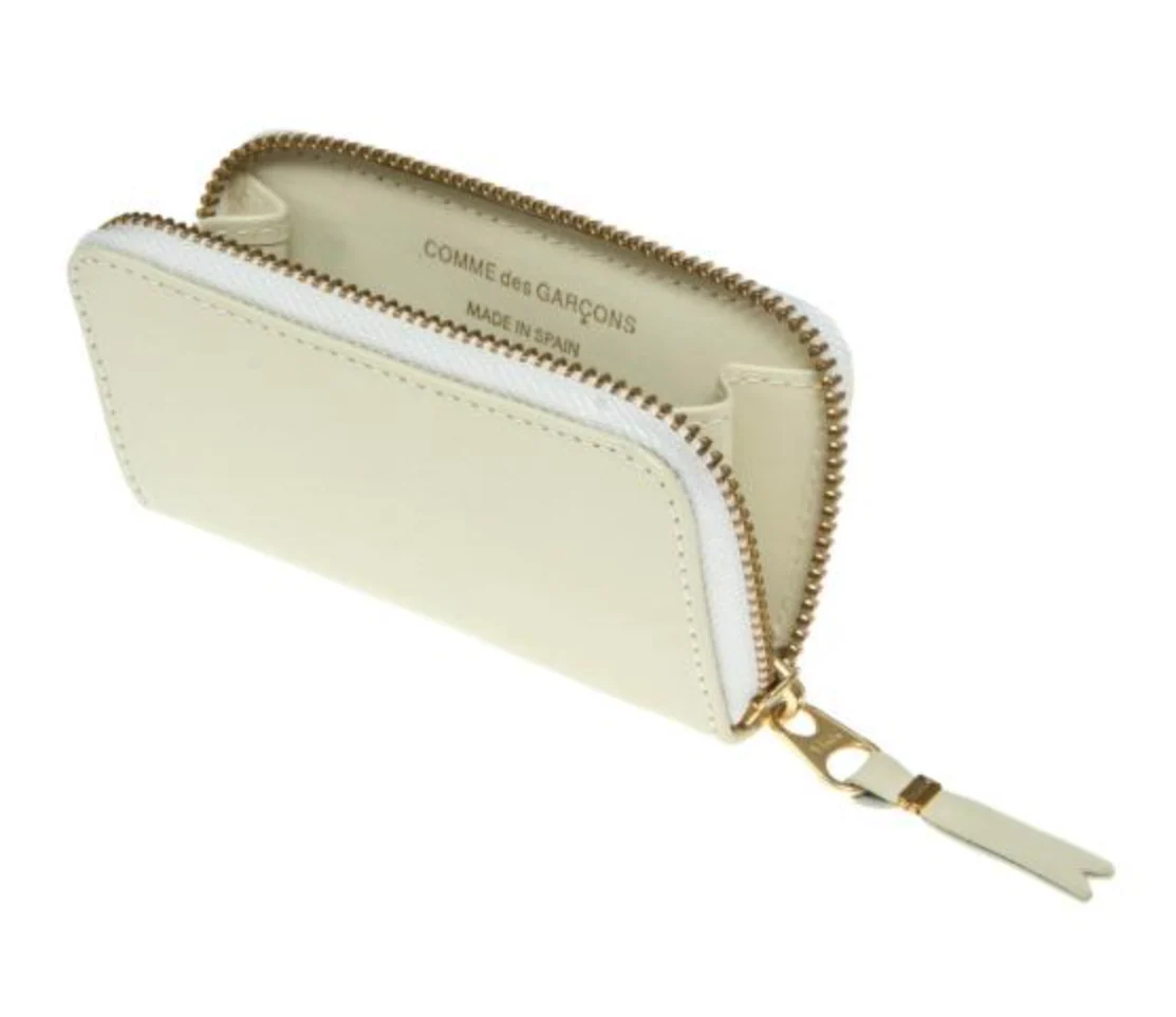 Comme des Garçons Classic Zip Wallet Beige - Image 4