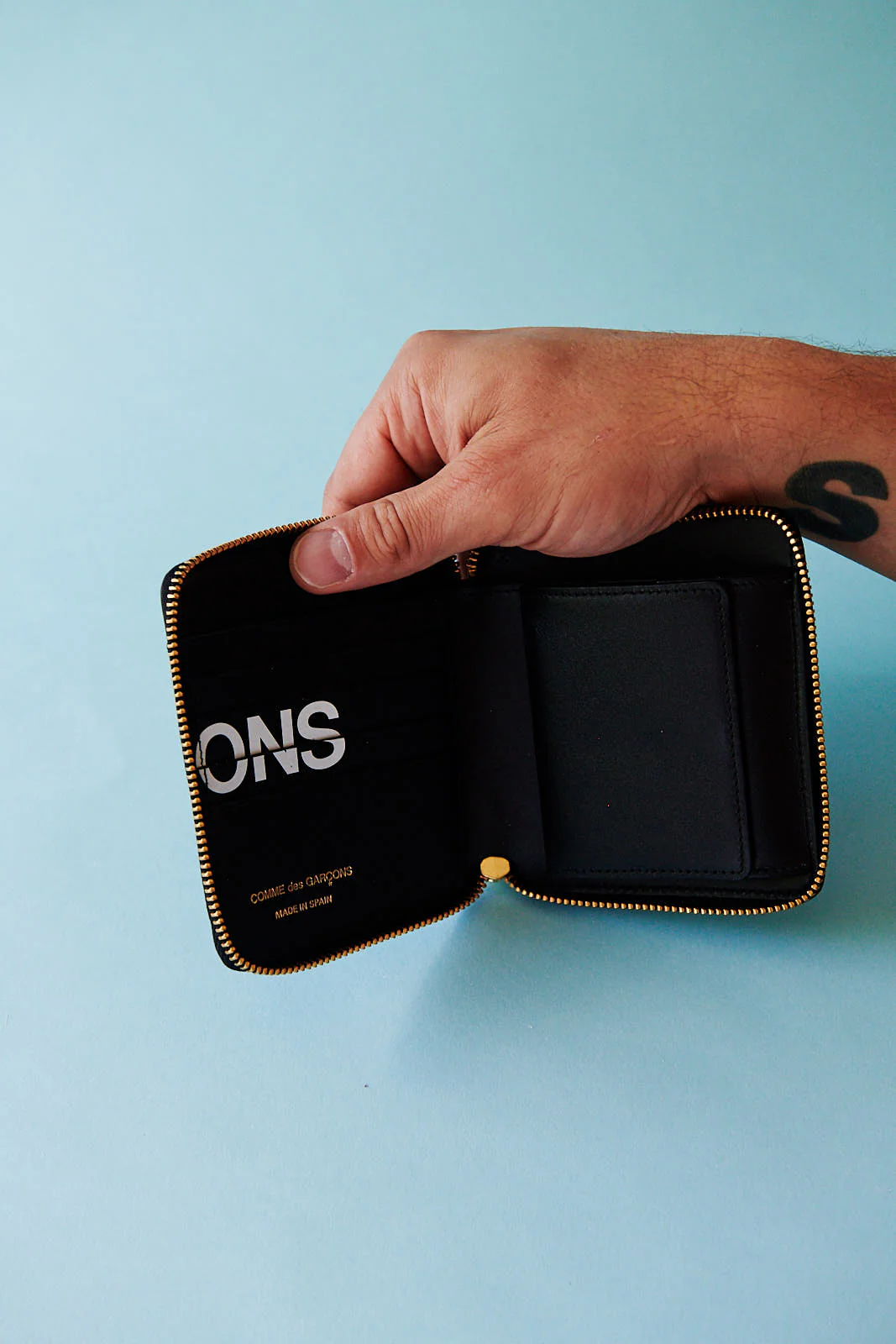 Comme des Garçons Huge Logo Full Zip Small Wallet (Black) - Image 3