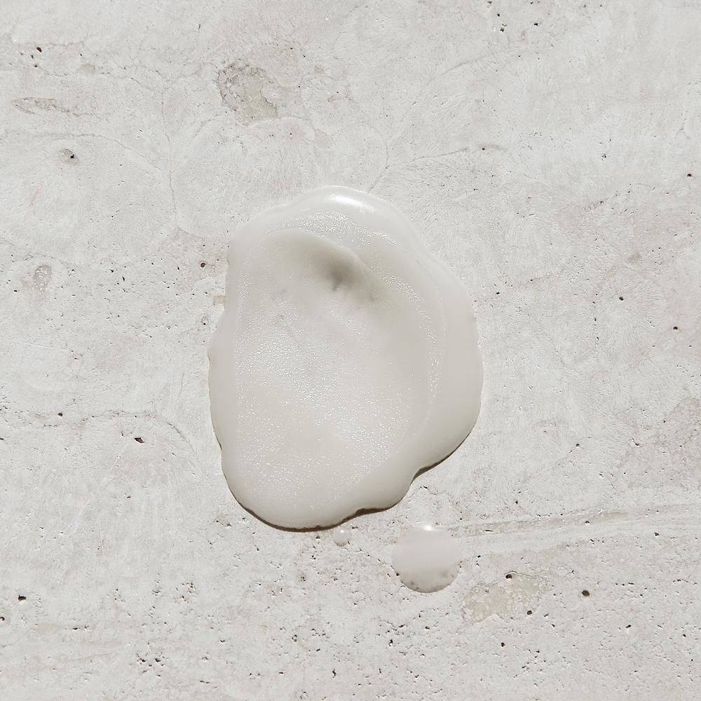 Skin-softening Massage Candle by Maude #2 4 oz. - Image 5