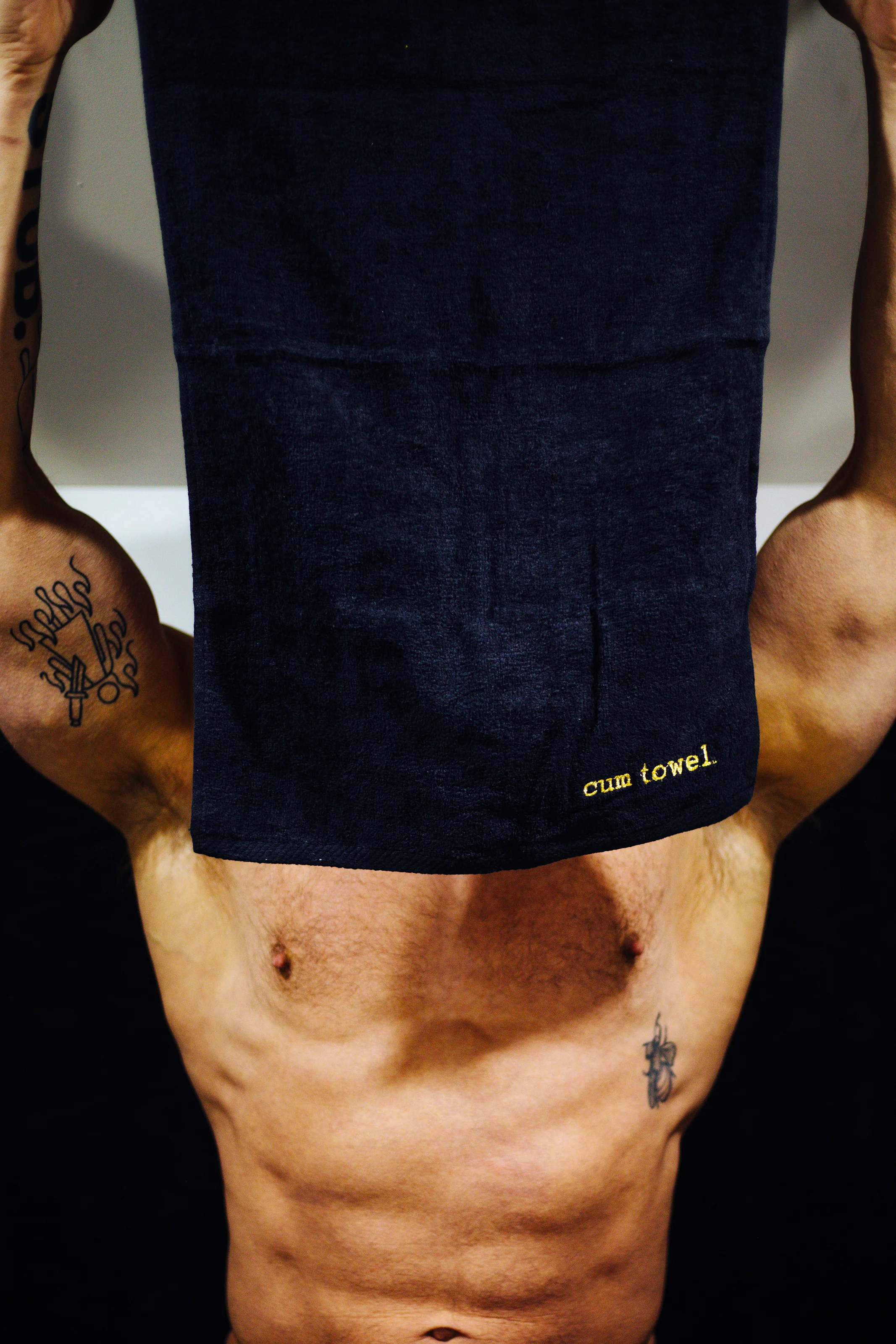Embroidered Cum Towel Black - Image 3