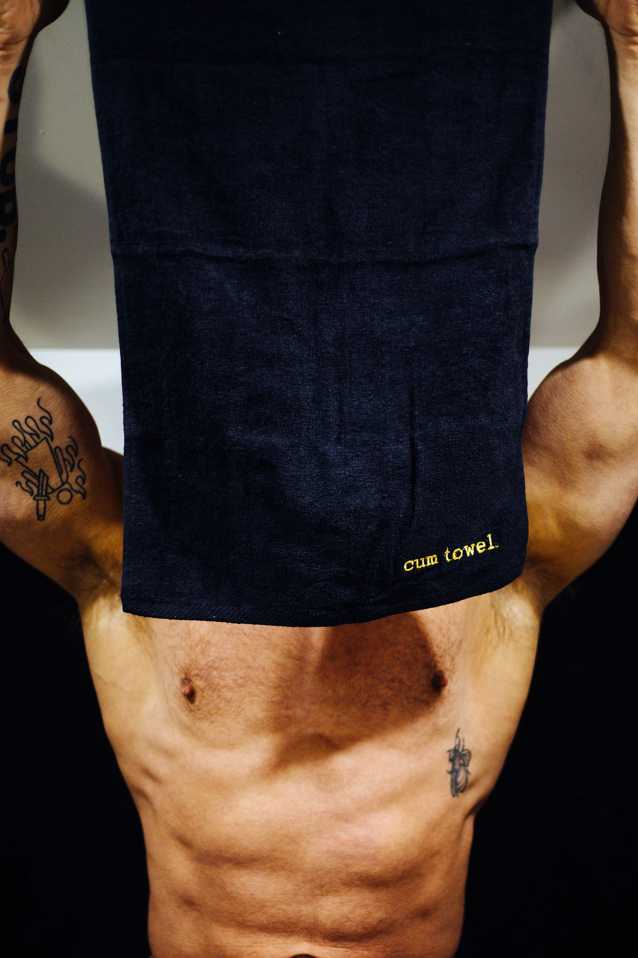 Embroidered Cum Towel Black - Image 4