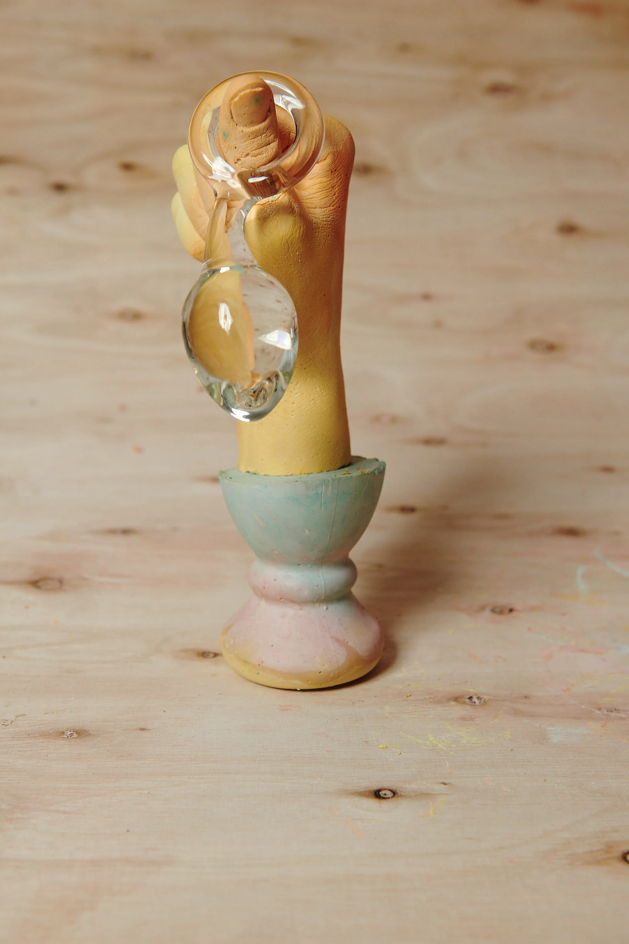 Glass Plug With Handle - Image 3