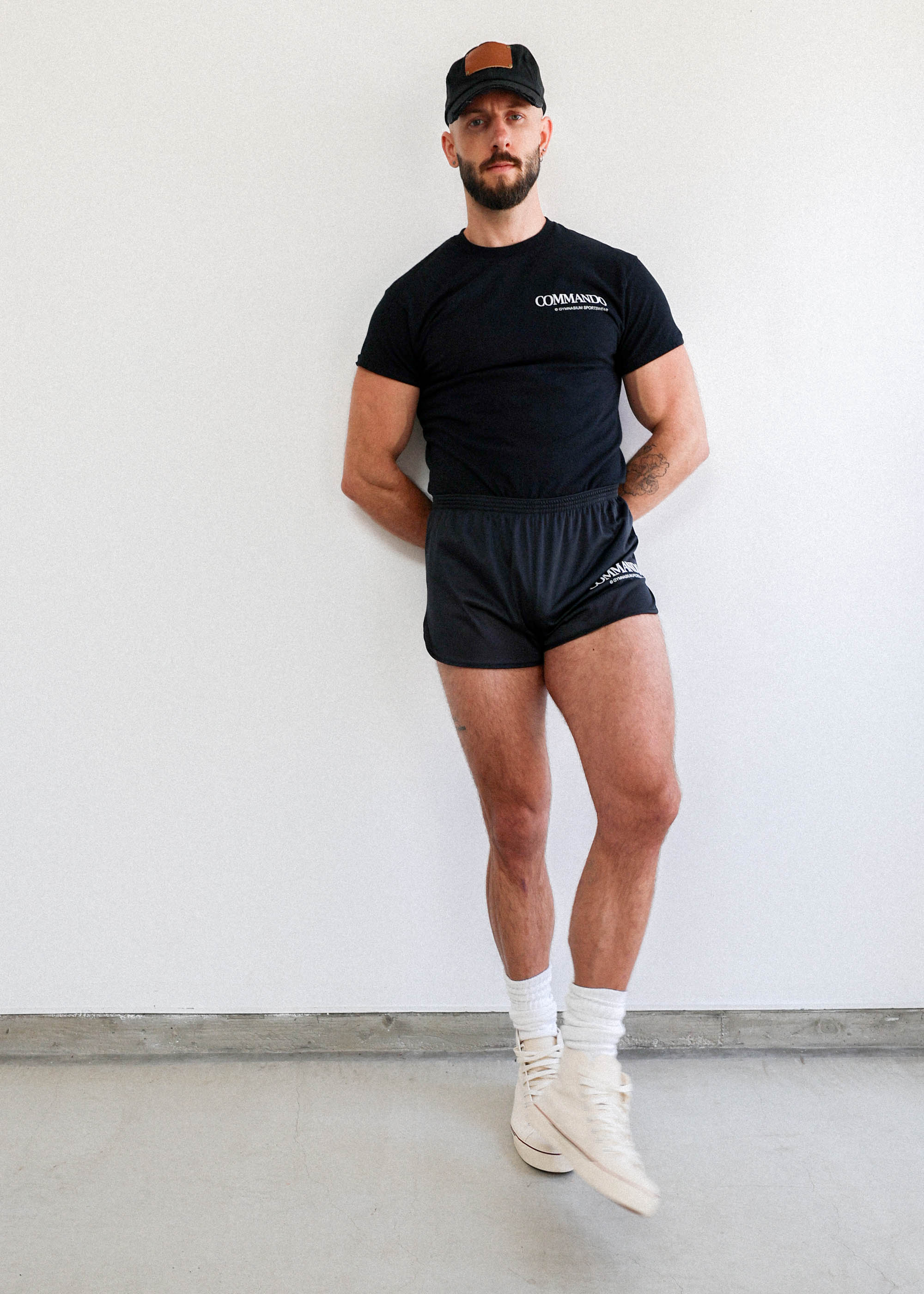 GYMNASIUM THE COMMANDO SHORT IN BLACK - Image 3
