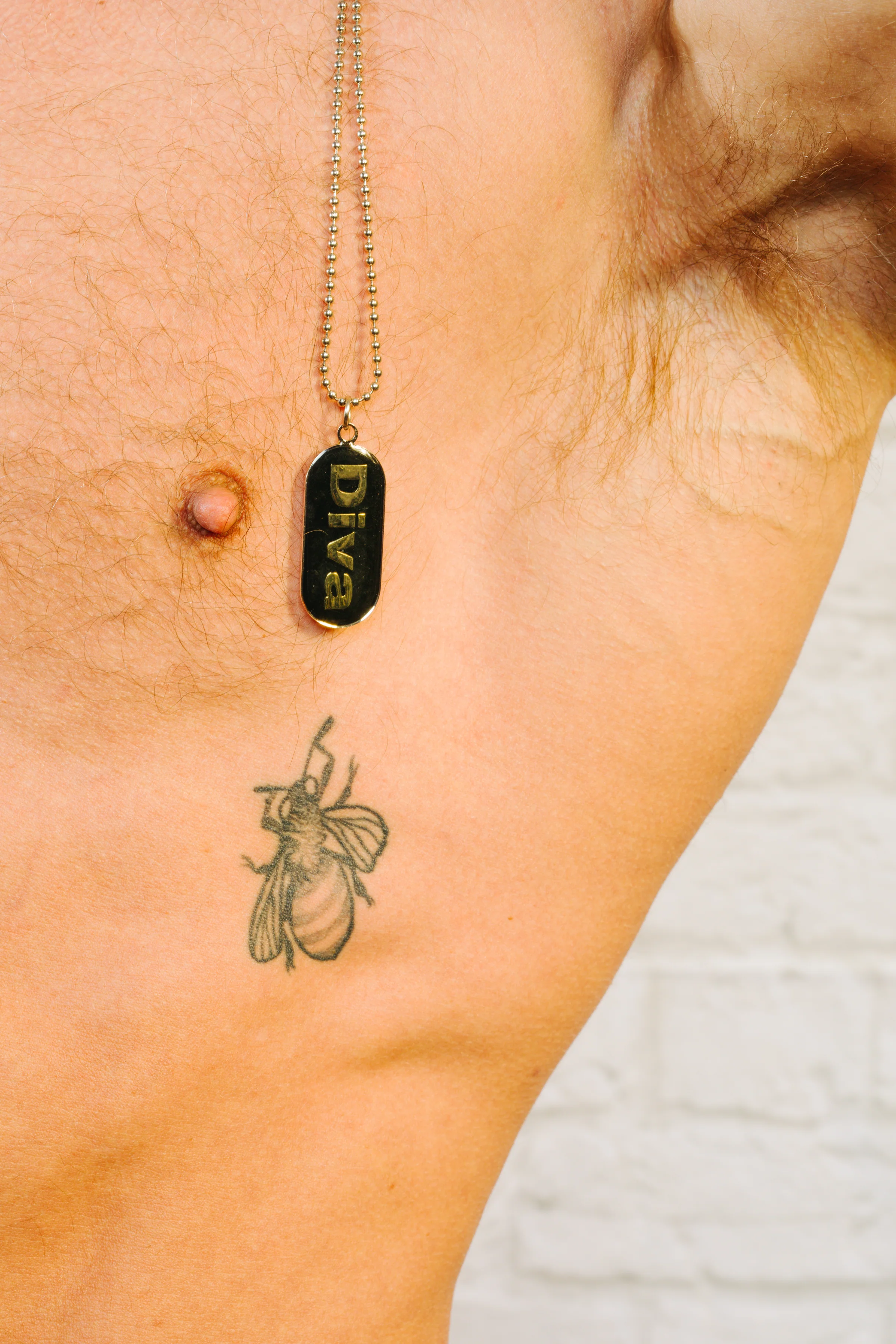 DIVA ID TAG Necklace - Image 4