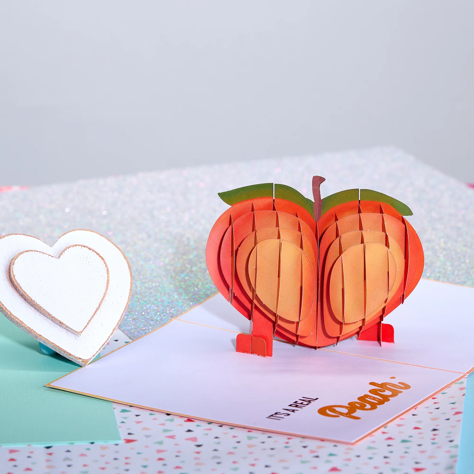 It’S Peachy Funny 3D Pop-Up Cheeky Birthday Card - Image 4