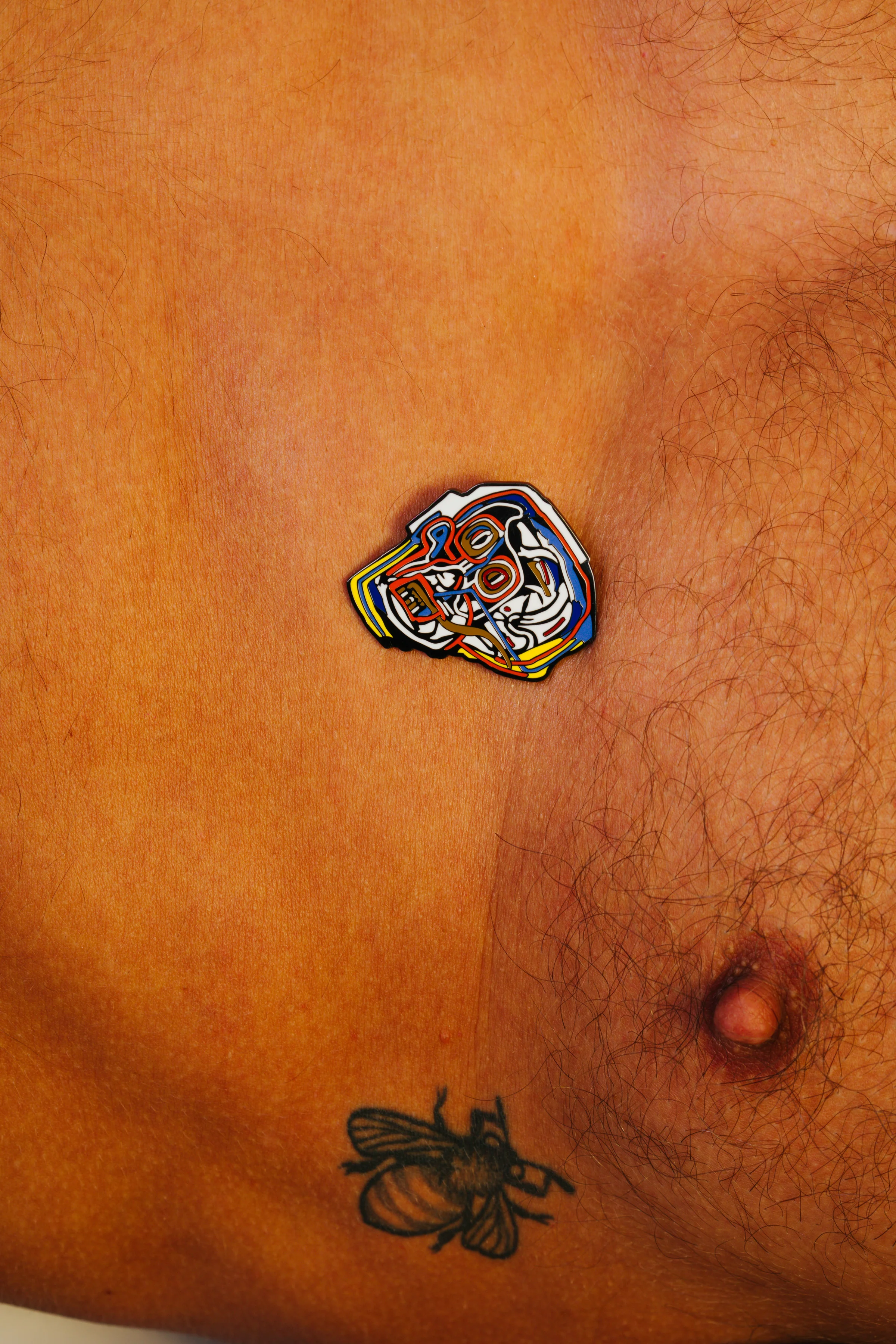 JEAN-MICHEL BASQUIAT MASK PIN - Image 8