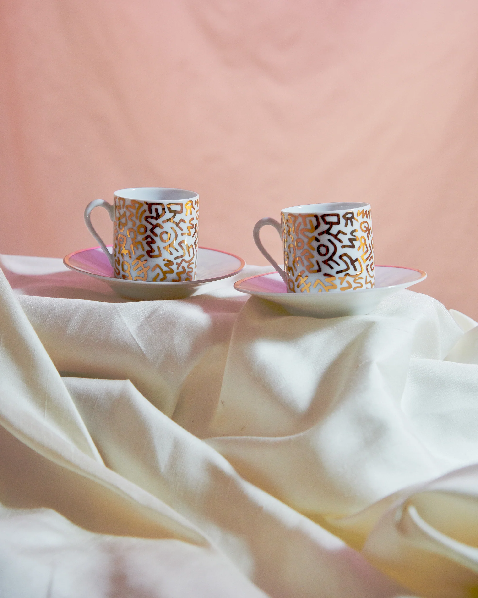 Keith Haring Porcelain Espresso Set Gold Pattern - Image 5
