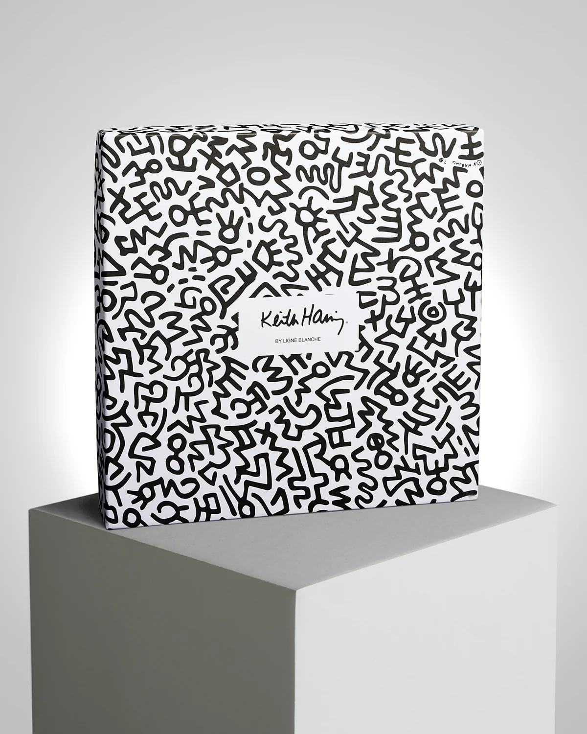 Keith Haring PORCELAIN PLATE GOLD "PATTERN COLLECTION" - Image 4