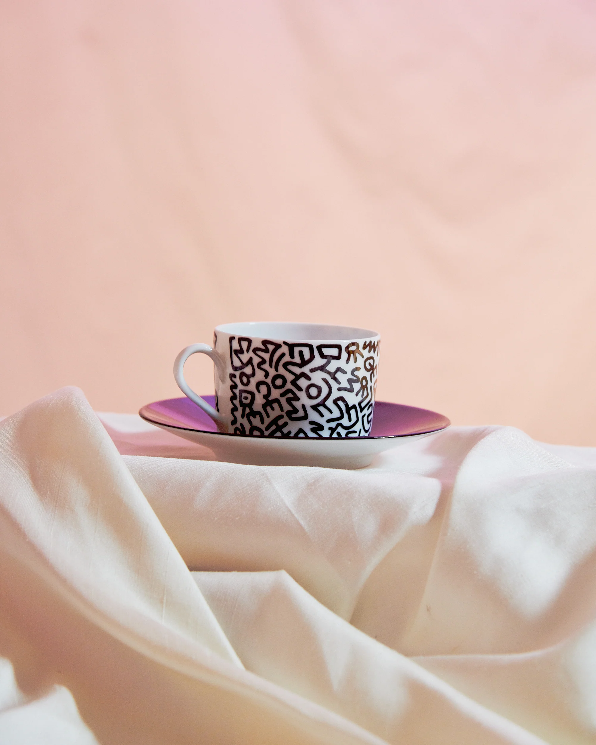 Keith Haring Porcelain tea cup & plate "BLACK PATTERN" - Image 4