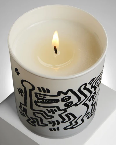 Keith Haring White/Black Drawing Candle - Image 3
