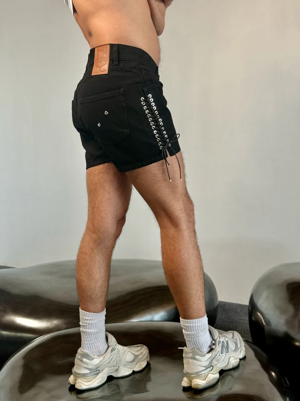 LACE UP JEAN SHORTS BY LUDOVIC DE SAINT SERNIN - Image 5