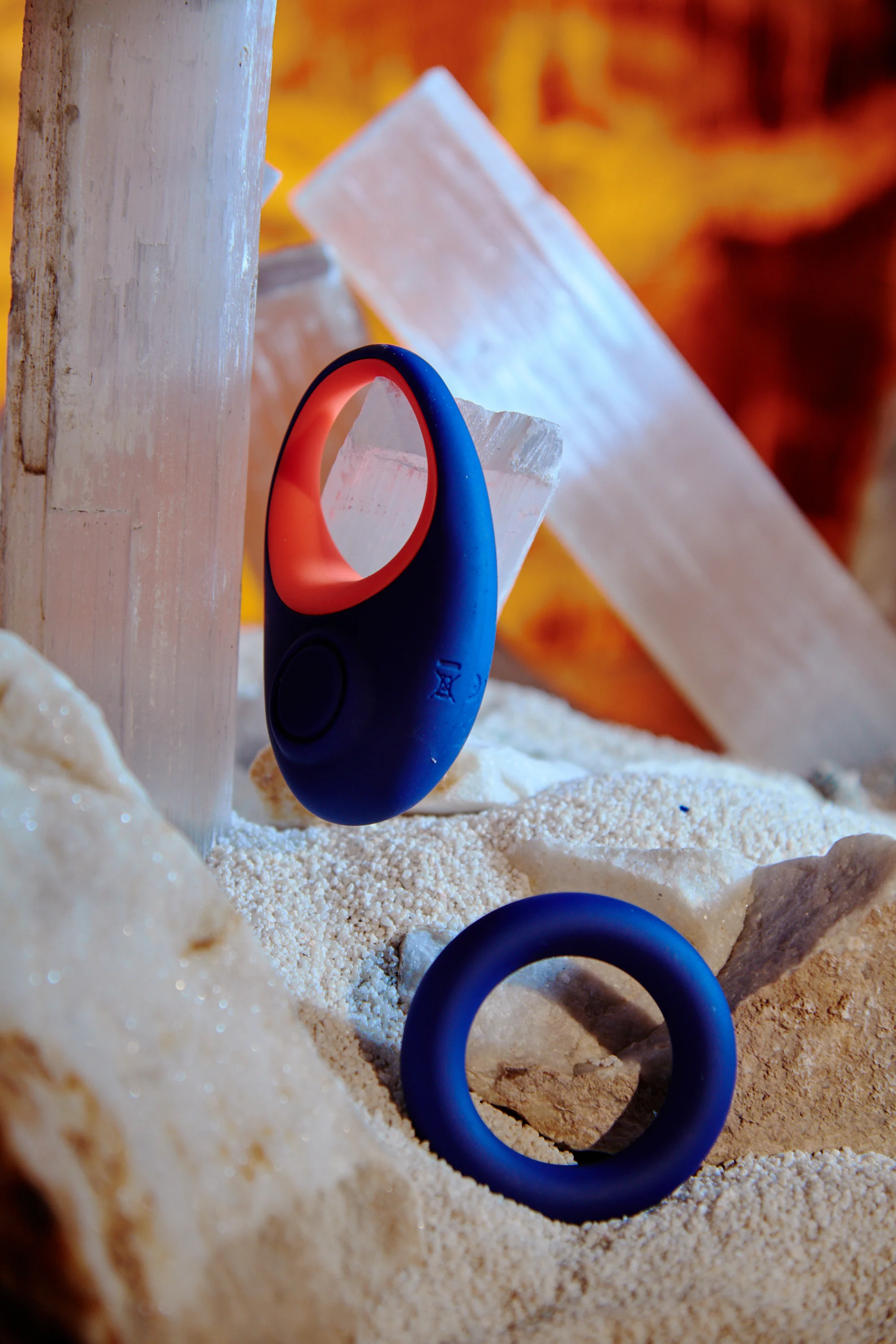 Link Up Verge Vibrating Cock Ring - Black/Orange