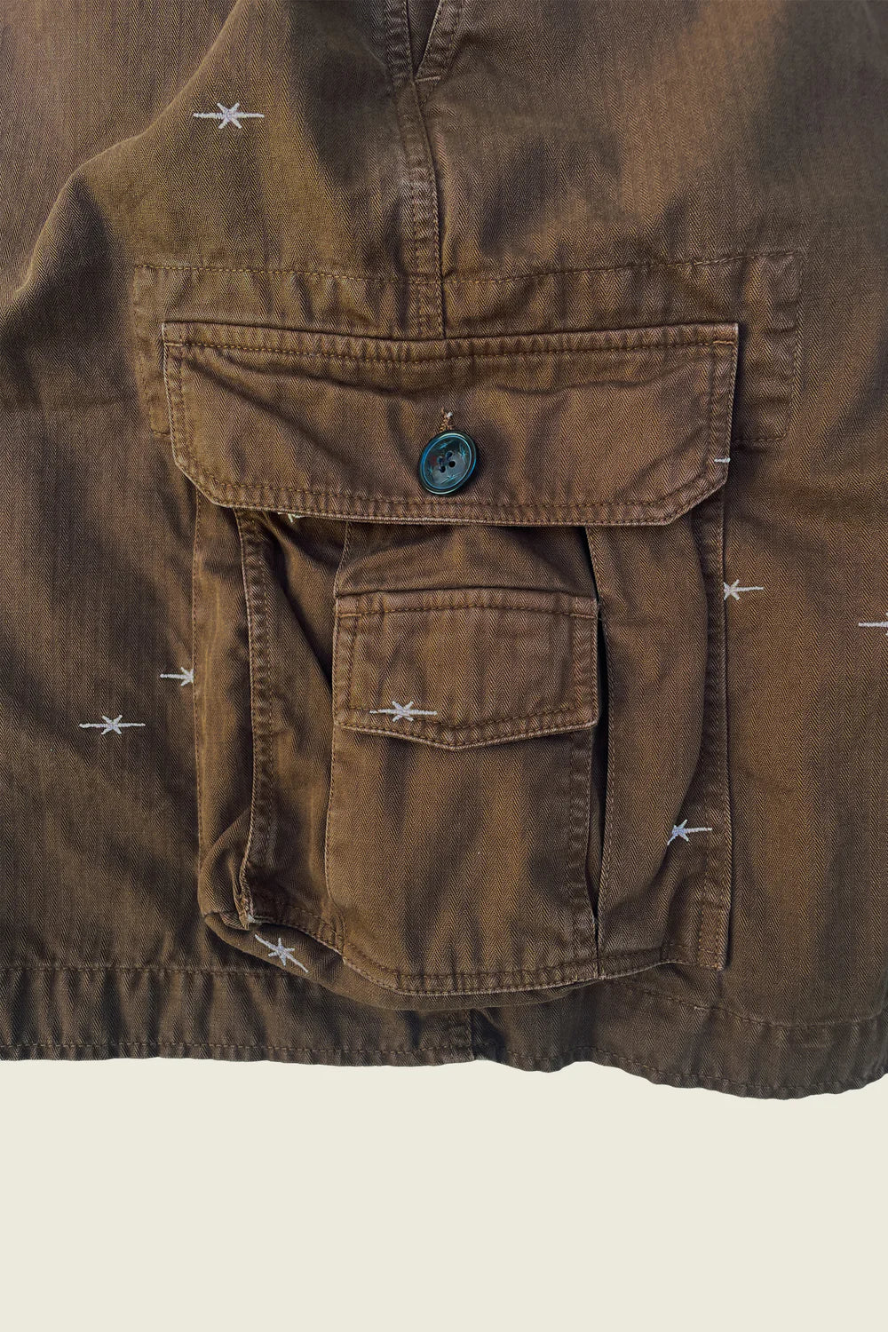 PHIPPS STAR EMBROIDERED CARGO SKIRT BROWN - Image 3