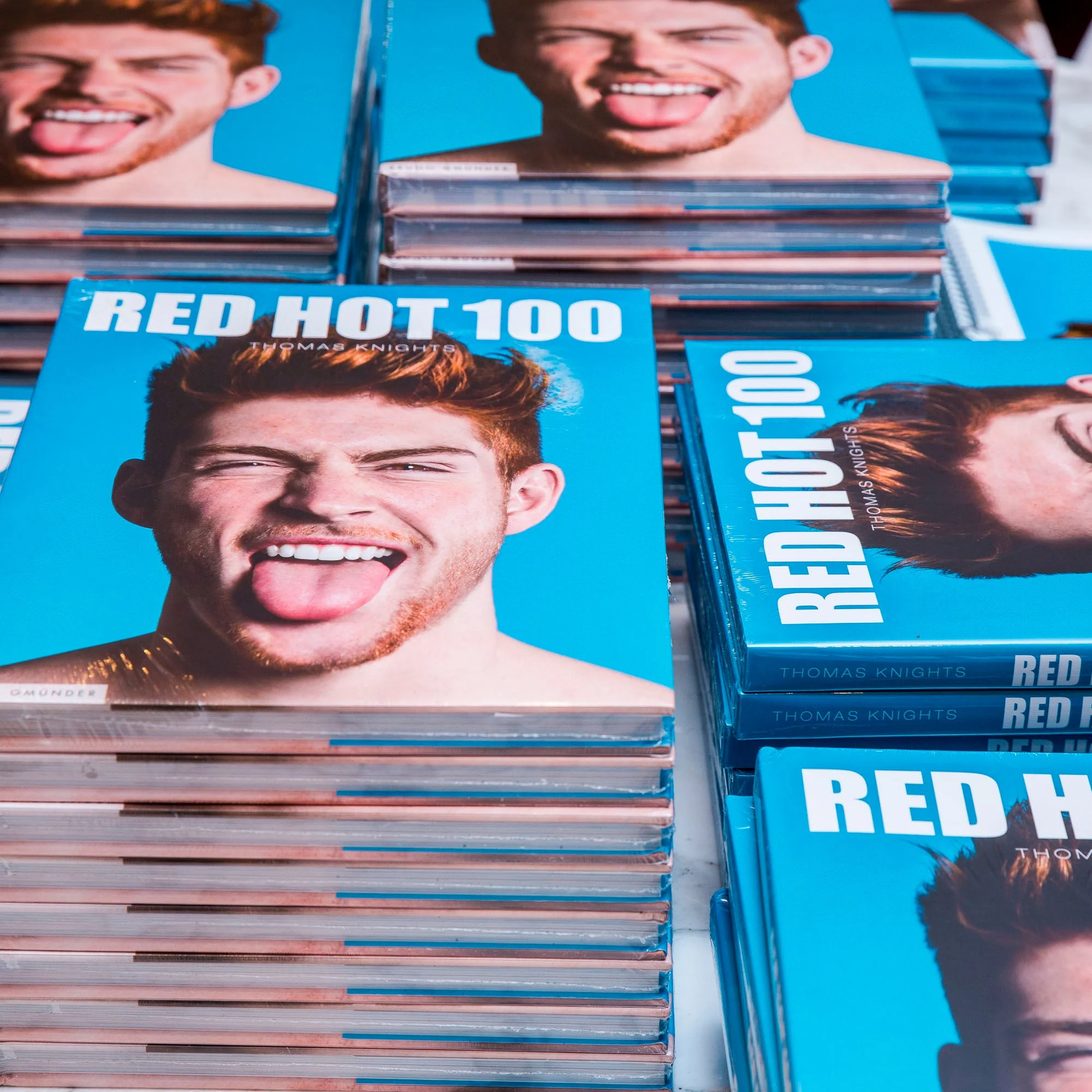 Red Hot 100 Art Book - Image 5