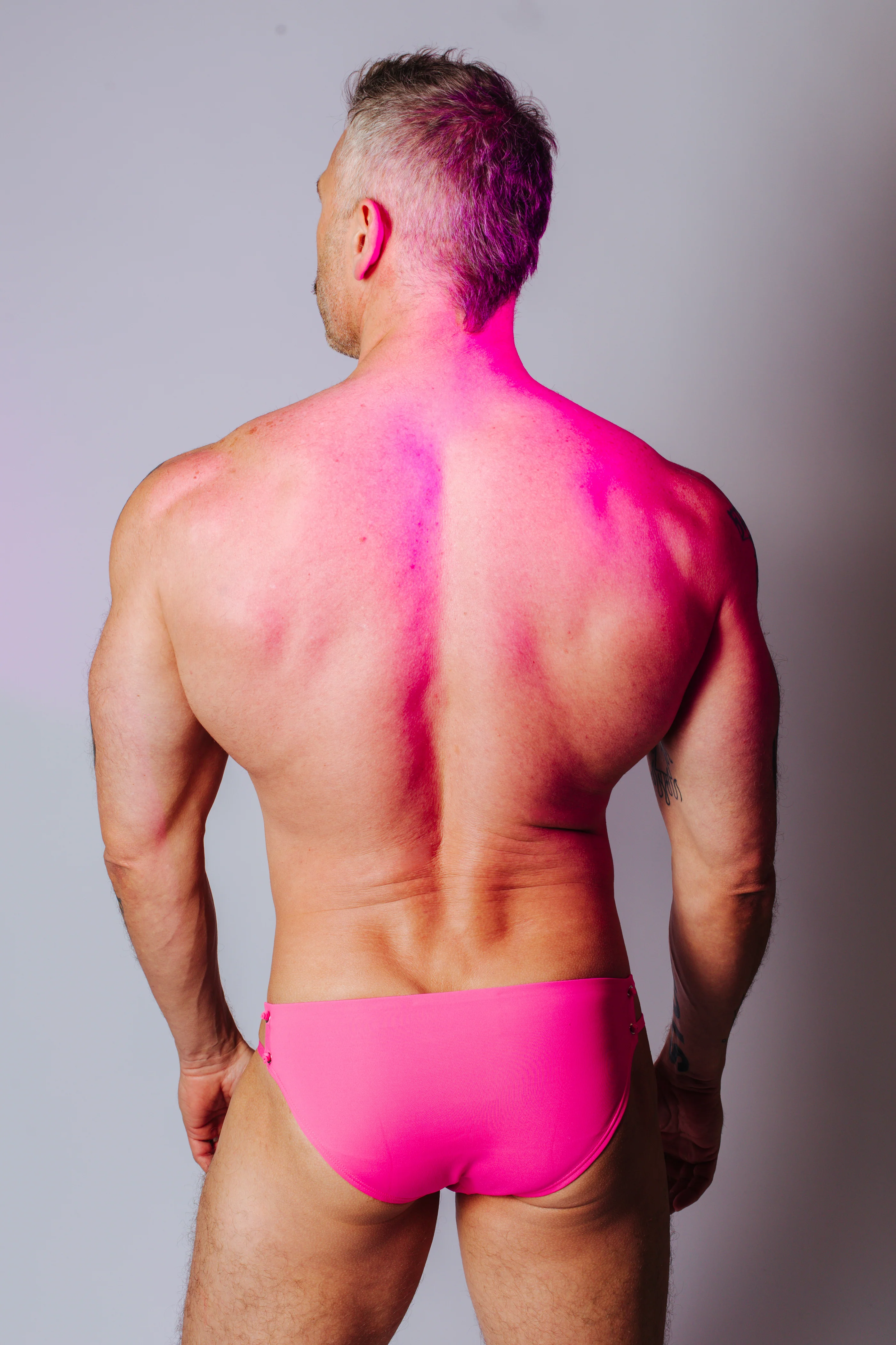 RUDI GERNREICH THE KNOT BOTTOM HOT PINK - Image 8