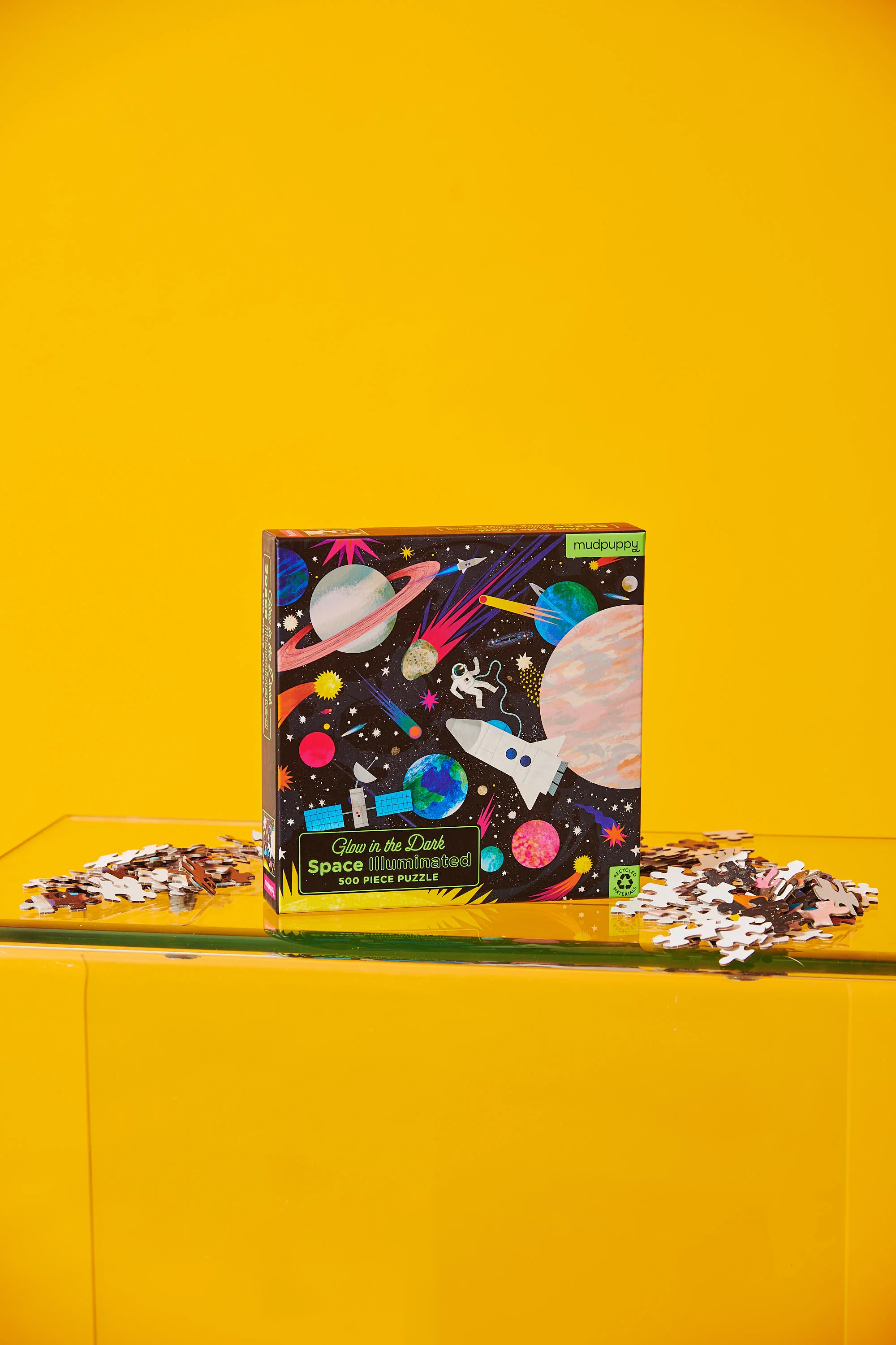 Space Illuminated 500 Piece Glow in the Dark Family Puzzle - Image 5