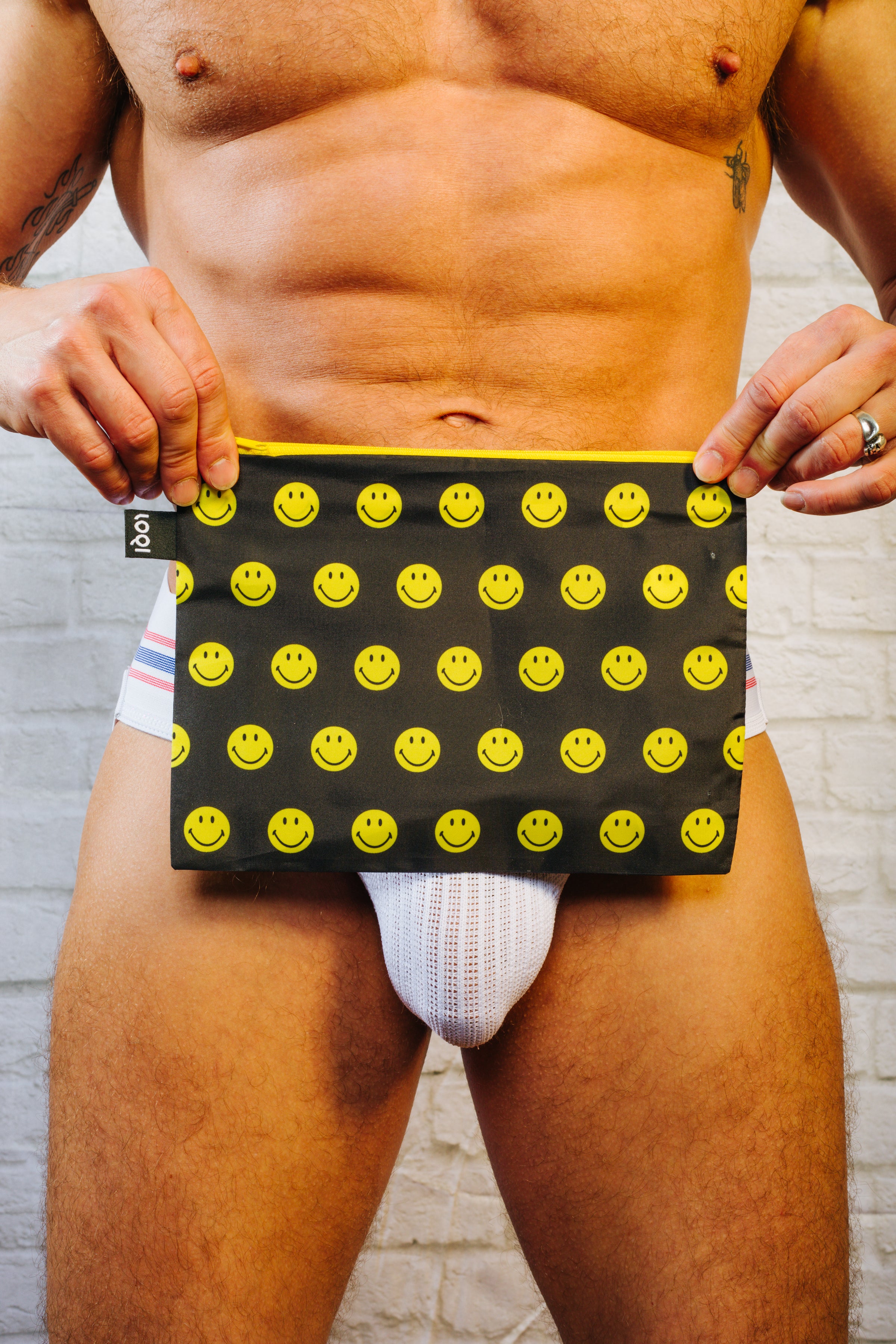 Spiral, Dots, Spots Zip Pockets by LOQI - Image 12