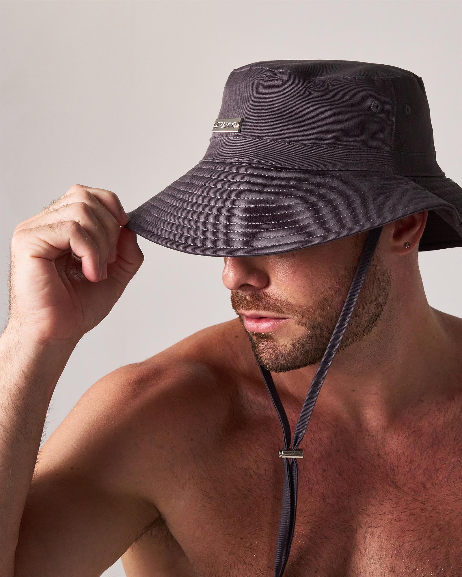TEAMM8 Statement Wide Brim Bucket Hat - Gunmetal