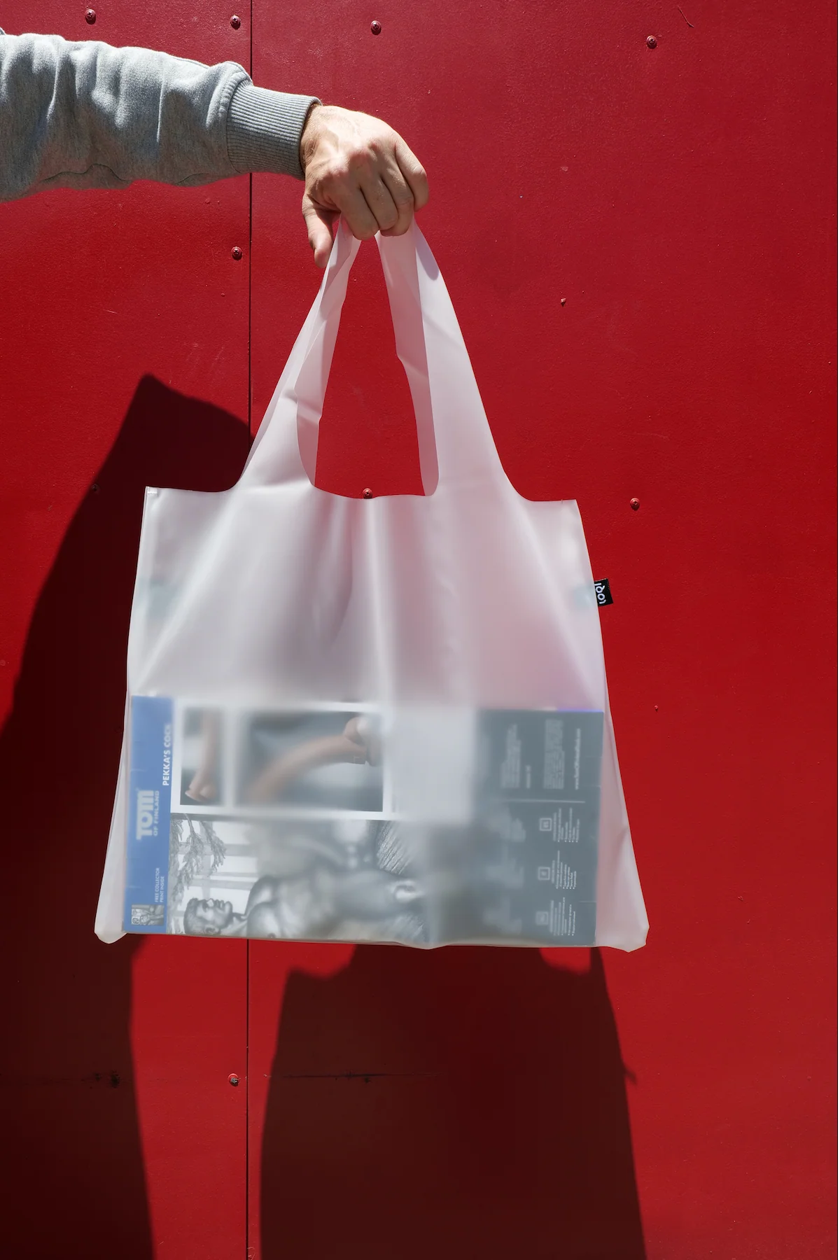 TOM OF FINLAND USE A RUBBER MILKY TRANSPARENT BAG BY LOQI - Image 9