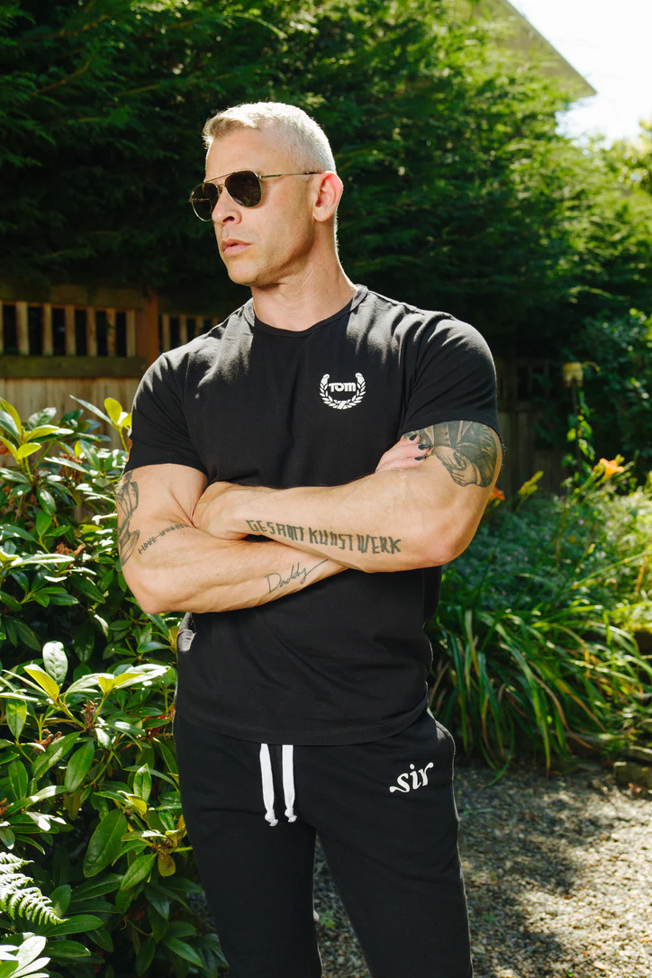 TOM OF FINLAND X HIRO CLARK SALUTE TEE - Image 5