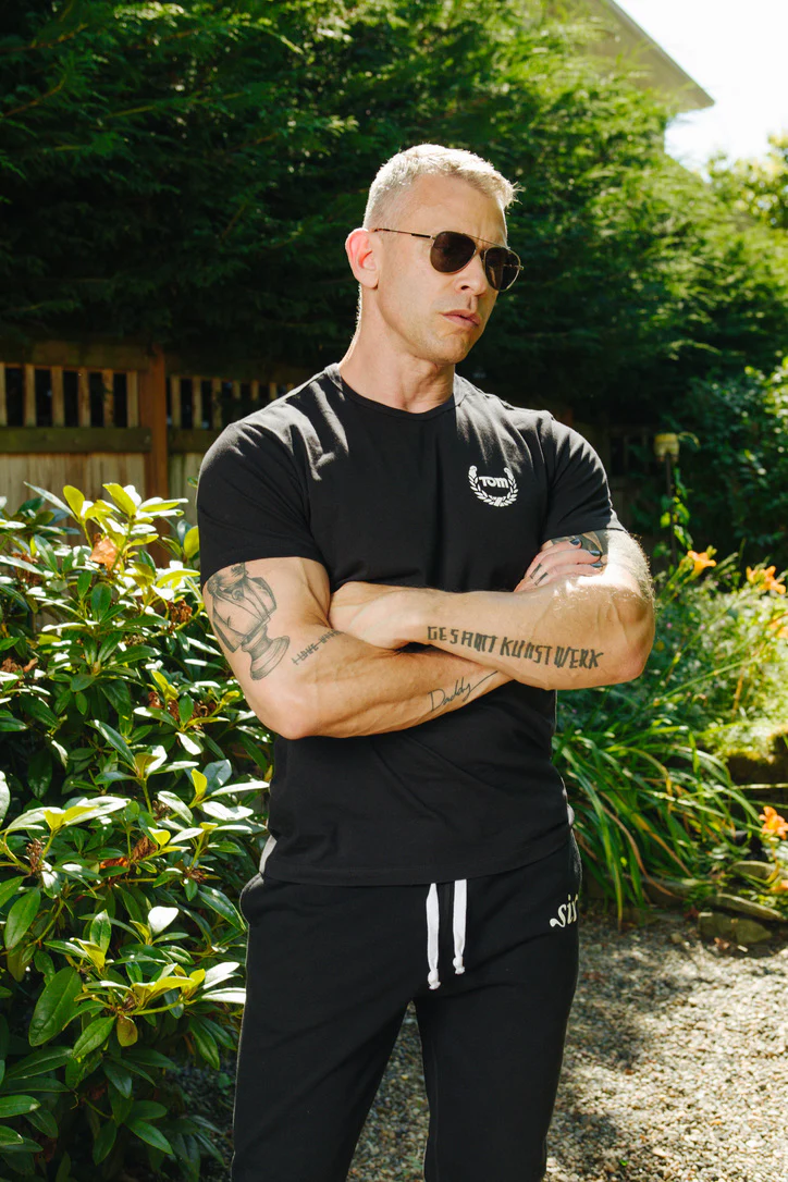 TOM OF FINLAND X HIRO CLARK SALUTE TEE - Image 6
