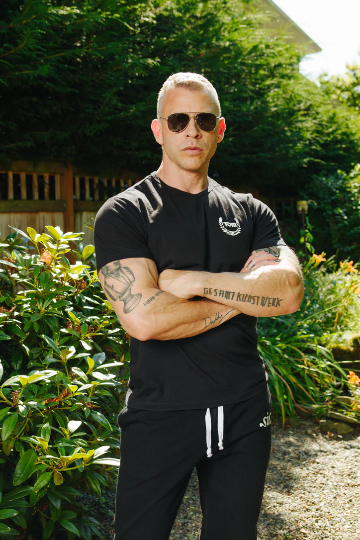 TOM OF FINLAND X HIRO CLARK SALUTE TEE - Image 7
