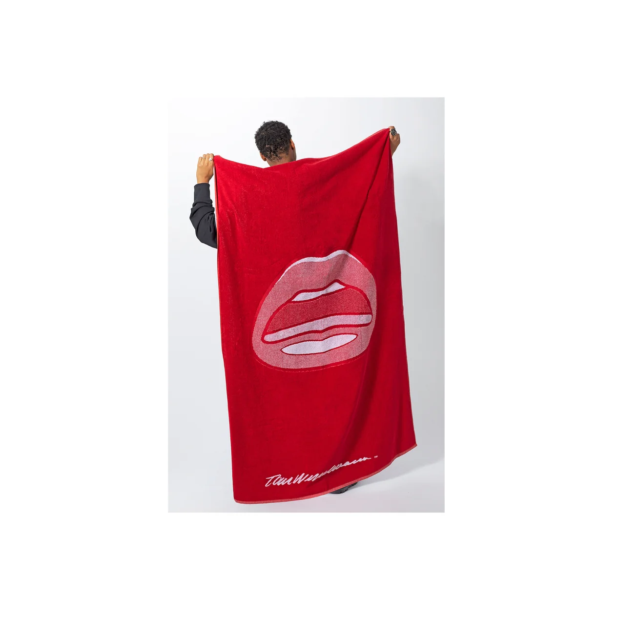Tom Wesselmann Mouth Icon Jacquard Beach Towel - Image 4
