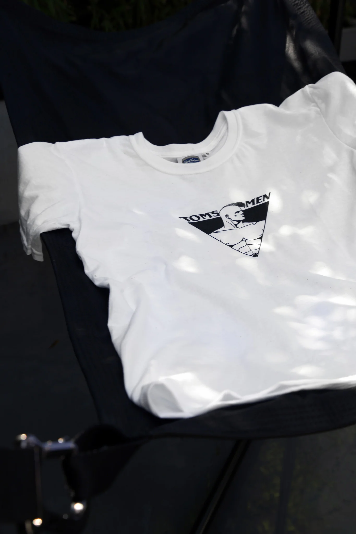 Tom's Men T-Shirt - Image 5