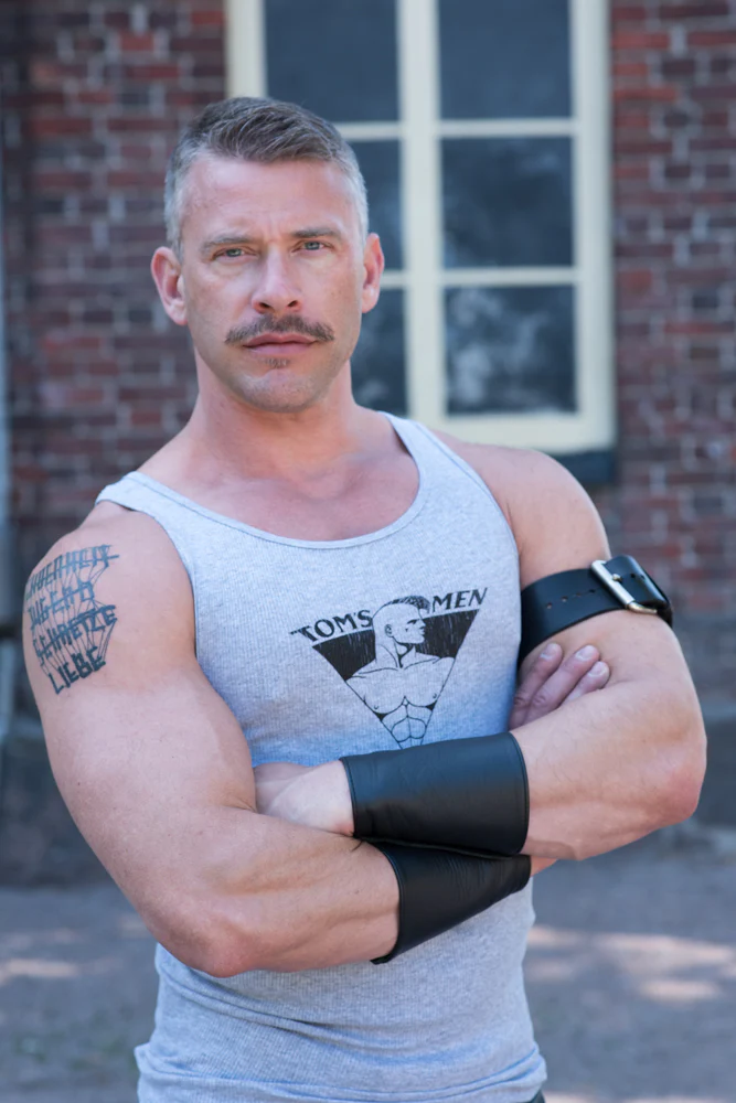Tom's Men Ribbed Tank - Image 3