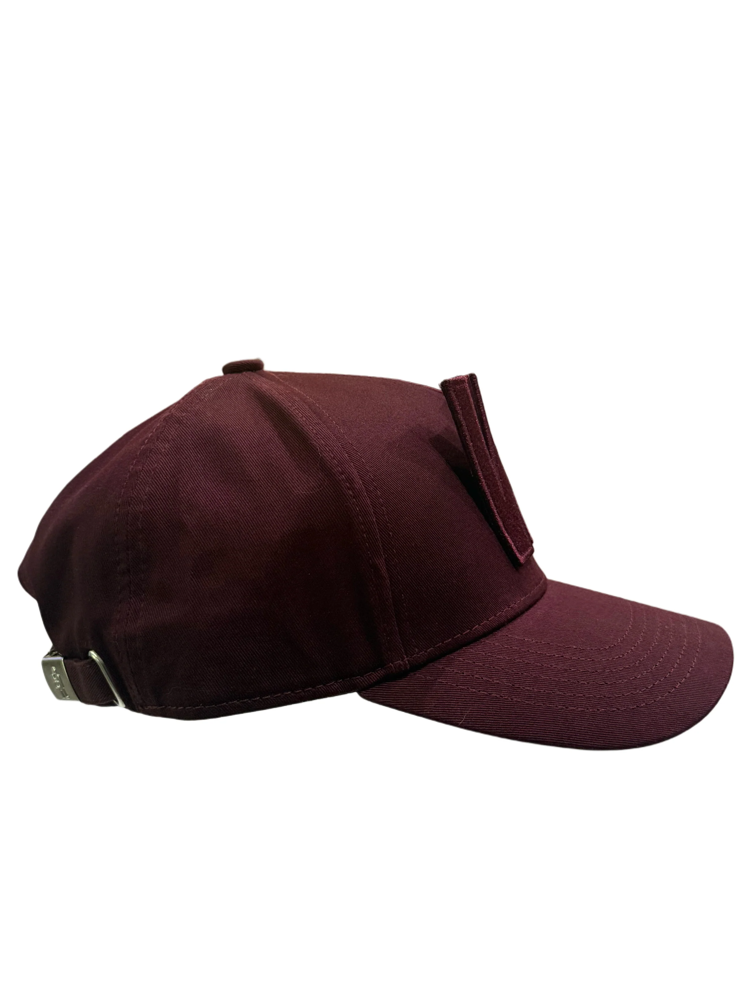 W CAP by Walter van Beirendonck in Bordeaux - Image 11