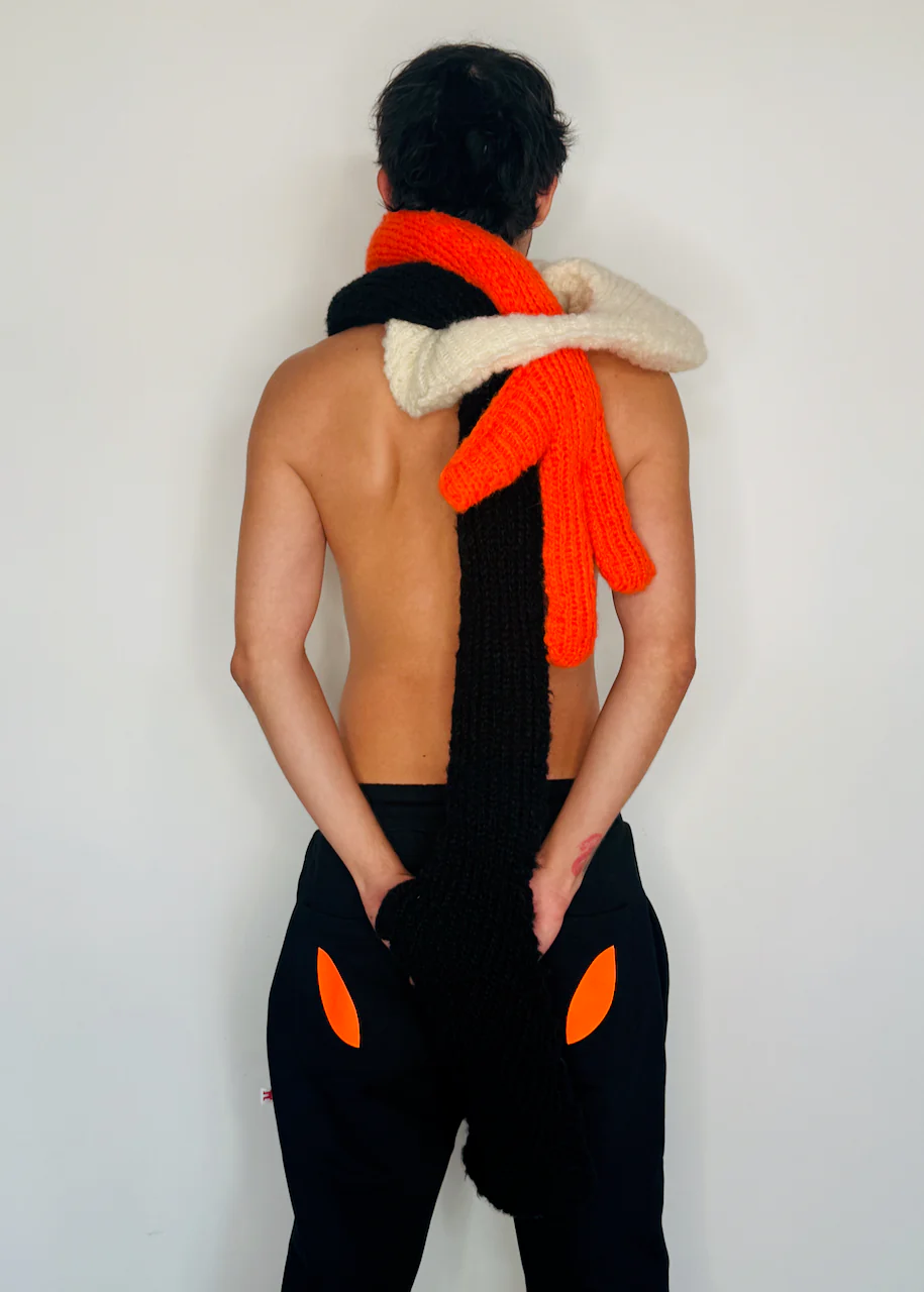 Walter Van Beirendonck ALIEN KNITTED SCARF - Image 7